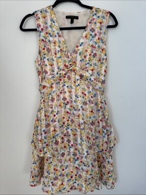 Banana Republic Petite Floral Dress Sleeveless V Neck Ruffle Hem Fit & Flare 6P